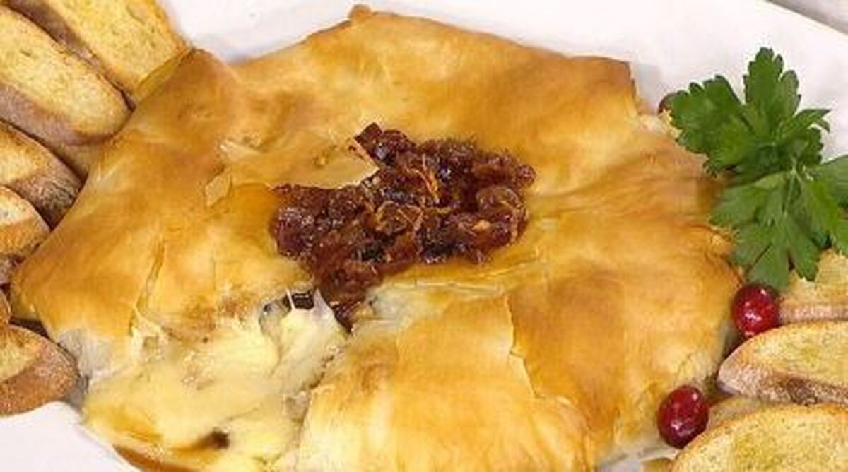 برای شام اردور تن ماهی و تخم مرغ را سه سوته آماده کنید