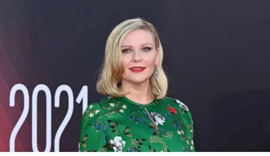 سکانسهایی از فیلم قدیمی برد پیت با بازیگر زن ۱۱ ساله که نظر منقدین را جلب کرد سکانسهایی از فیلم قدیمی برد پیت با بازیگر زن ۱۱ ساله که نظر منقدین را جلب کرد