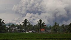 هشت فوران جدید در کوه سمرو در اندونزی رخ داده است.