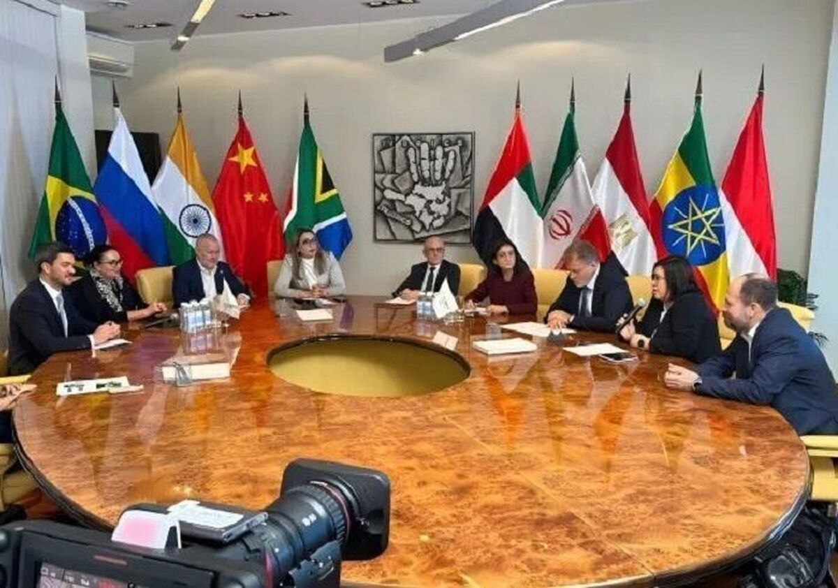 همکاری روسیه در عرصه تولید برق از منابع آبی با دیگر کشورها