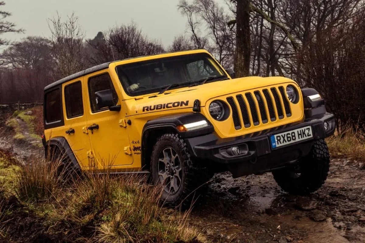 عبارت ۴x۴ روی ماشین‌ها به چه معناست؟