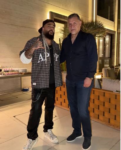 دیدار غافلگیرانه ساسی مانکن به اسطوره فوتبالی کشور!