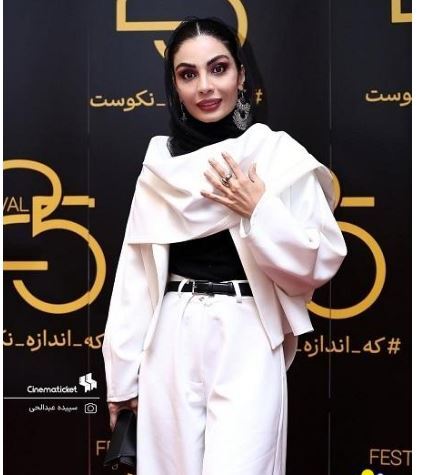 استایل هالیوودی صحرا اسداللهی با تم سفید/گوشواره خانم بازیگر چشم دشمناش رو کور کرد