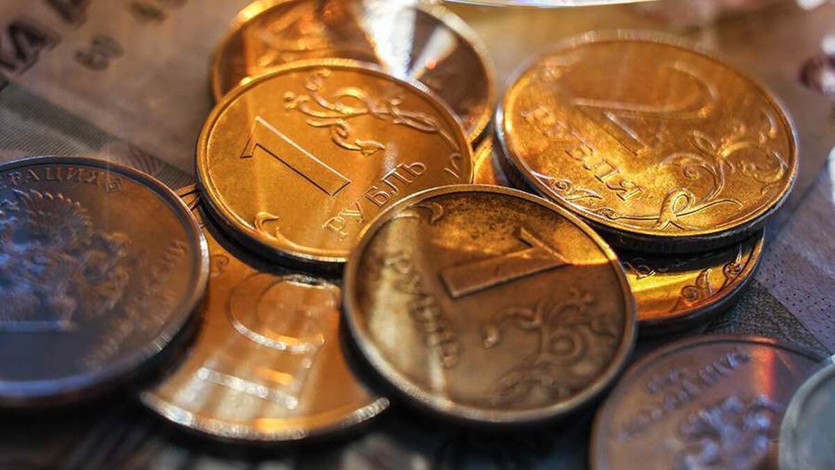 زاخارووا به حق انحصاری فدراسیون روسیه برای تصمیم‌گیری در مورد دارایی‌های خود اشاره کرد.