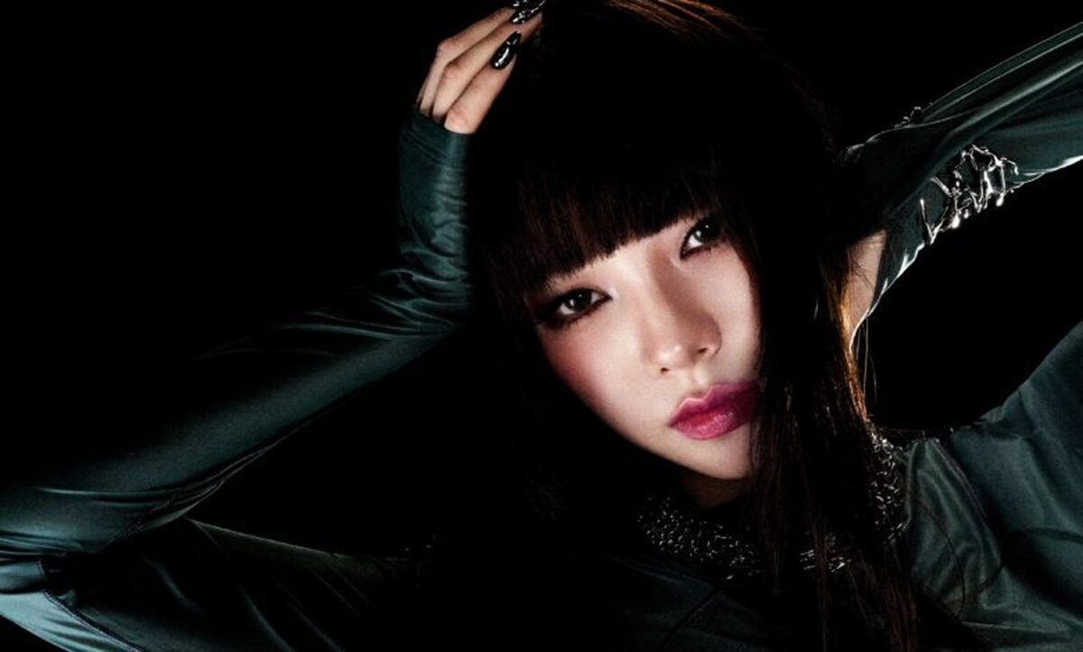 کارینا استفاده از پد فرم‌دهنده برای ایجاد تناسب اندام بهتر متهم شد!