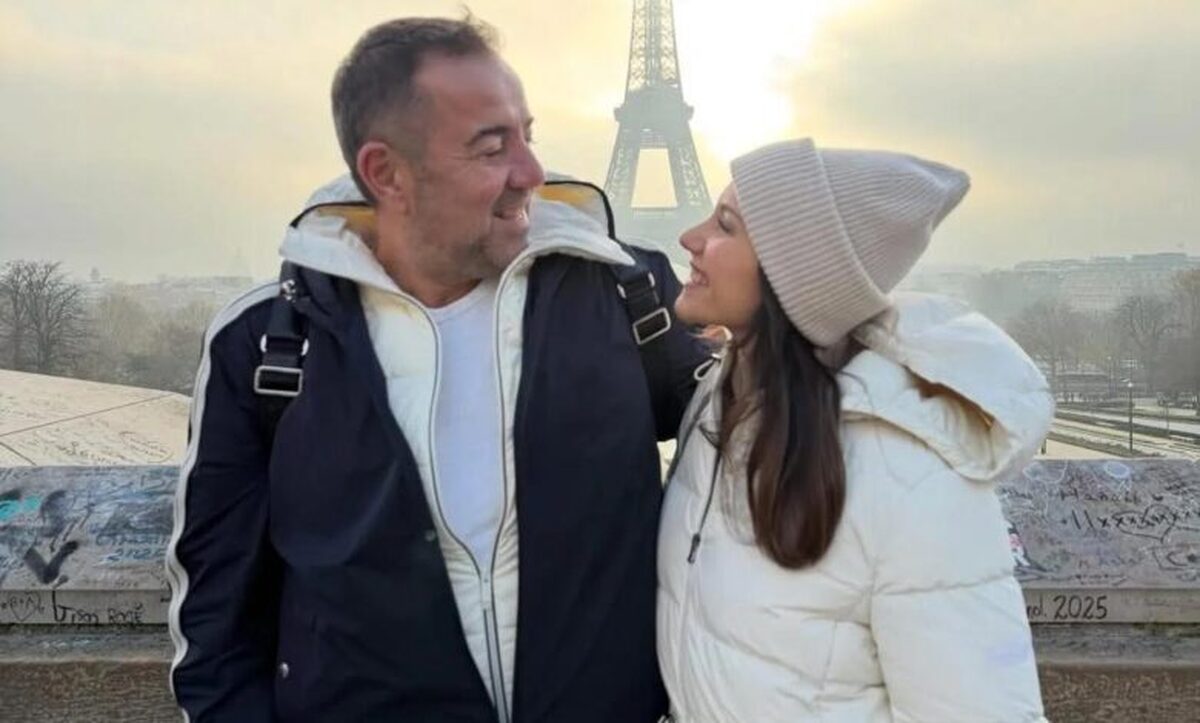 تصاویری عاشقانه آتا دمیرر و دیلارا آلمدار در شهر عشاق