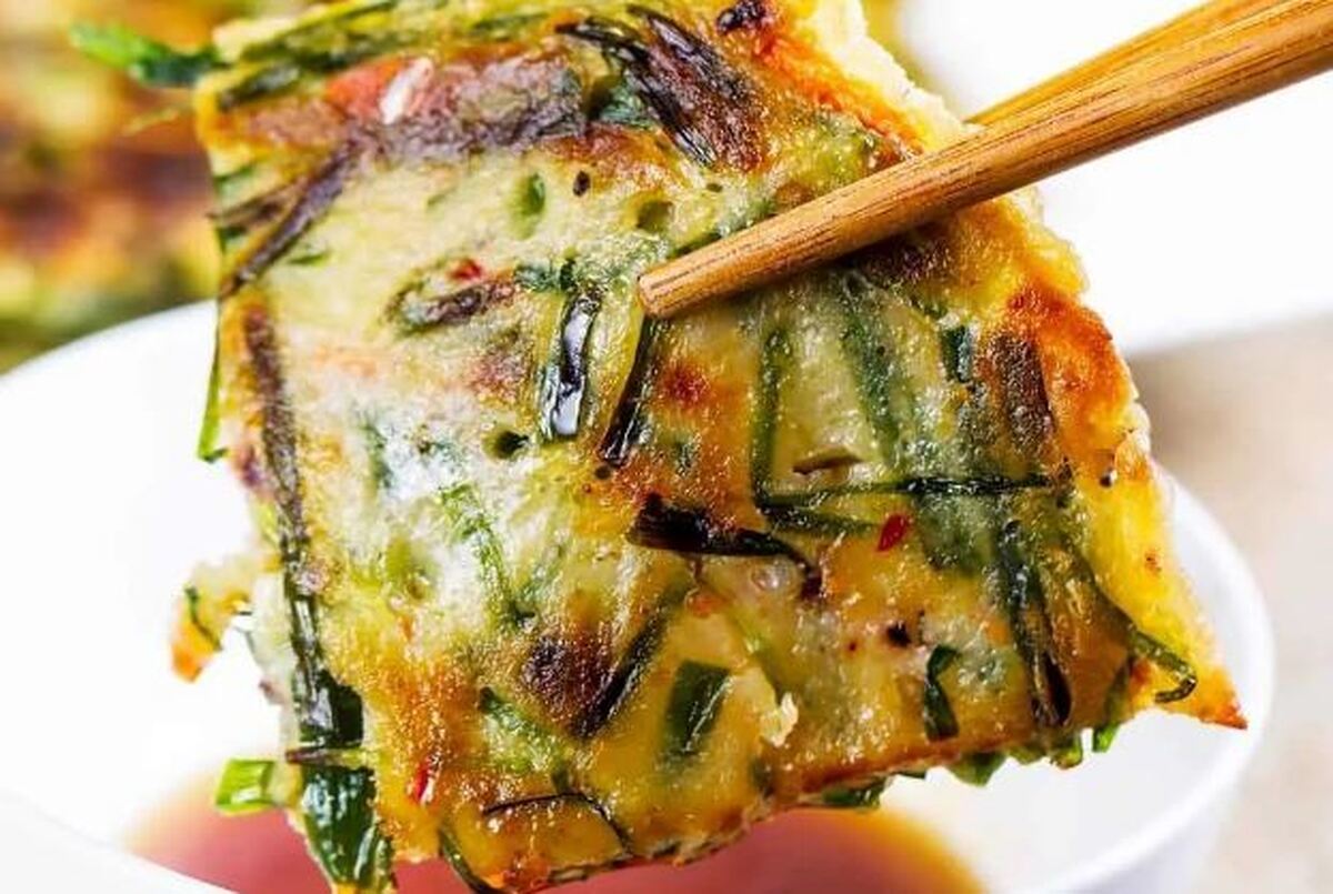 کره‌ای‌ها برای این غذای گیاهی سنتی سر و دست میشکنن!