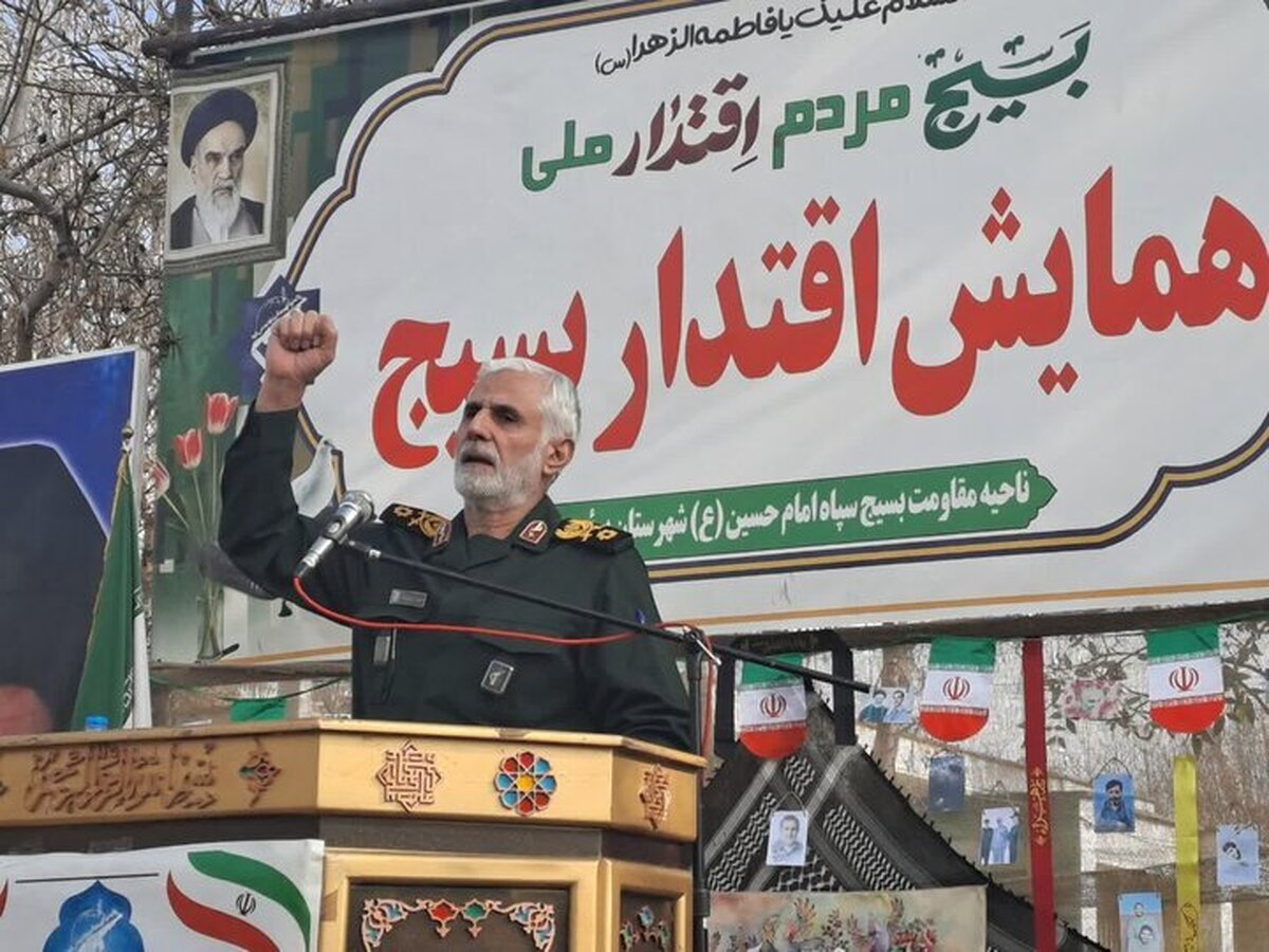 بسیج در صف اول خدمت‌رسانی به مردم قرار دارد