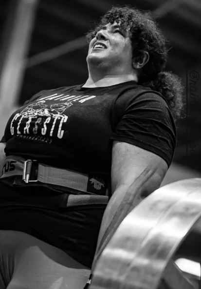 پس گرفتن عنوان «قوی‌ترین زن جهان» بعد از معلوم شدن جنسیت بیولوژیکی جیمی بوکر