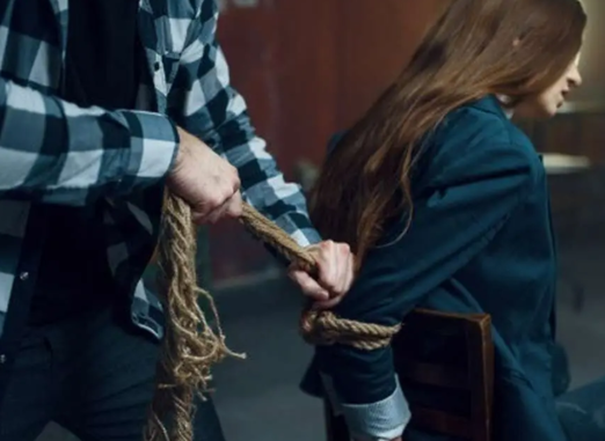 برنامه ریزی حرفه‌ای دختر جوان تهرانی برای اخاذی کردن از پدرش!