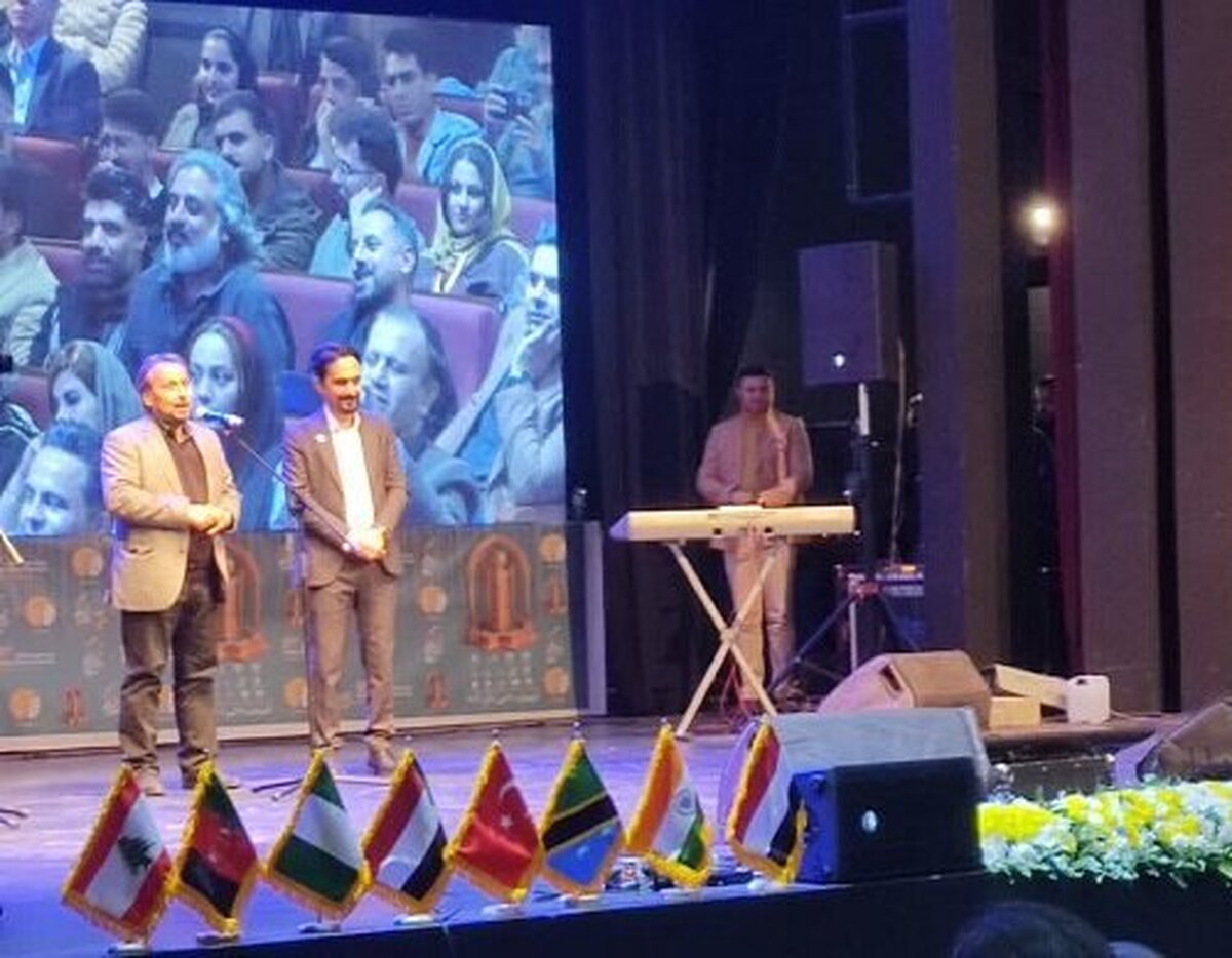 جشنواره بین‌المللی «ستاره‌های صحنه» در کرمان افتتاح شد
