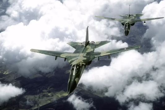 آشنایی با ۵ تا از جنگندههای فوقالعاده سریع آمریکایی آشنایی با ۵ تا از جنگندههای فوقالعاده سریع آمریکایی