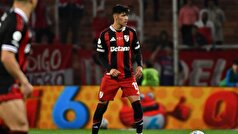 رئال مادرید و اتلتیکو مادرید همچنان برای جذب مدافع آرژانتینی رقابت می‌کنند