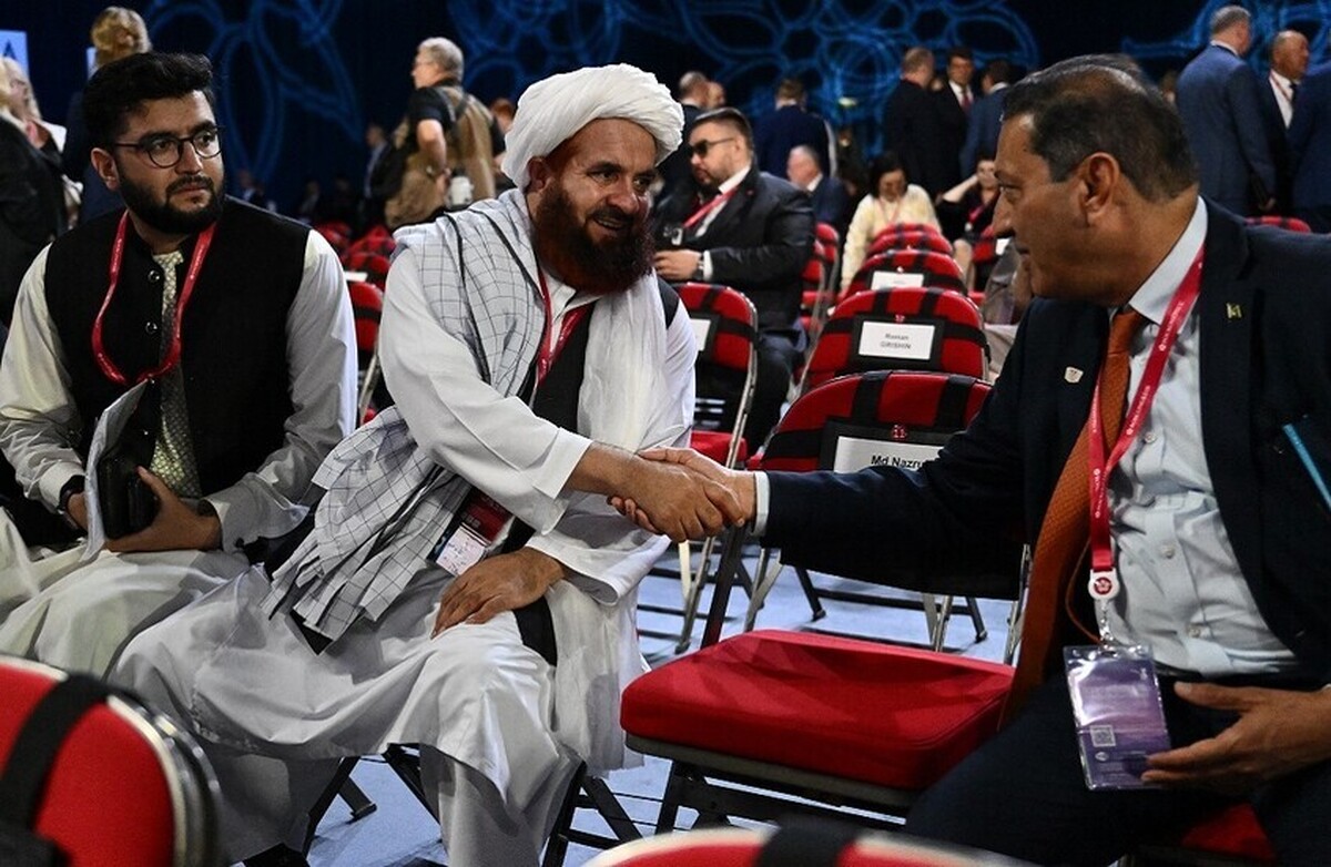 افغانستان به روسیه پیشنهاد استخدام کارگران مهاجر از افغانستان را داده است