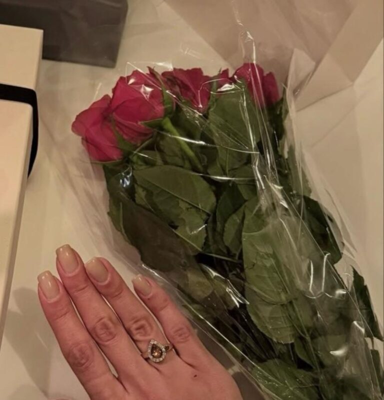 پیشنهاد ازدواج رمانتیک برک باکیاوعلو به شیفانور گول پیشنهاد ازدواج رمانتیک برک باکیاوعلو به شیفانور گول