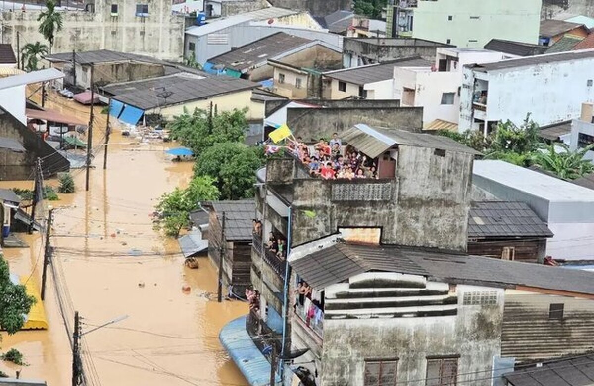 تلفات سیل در جنوب تایلند به ۱۴۵ نفر رسید