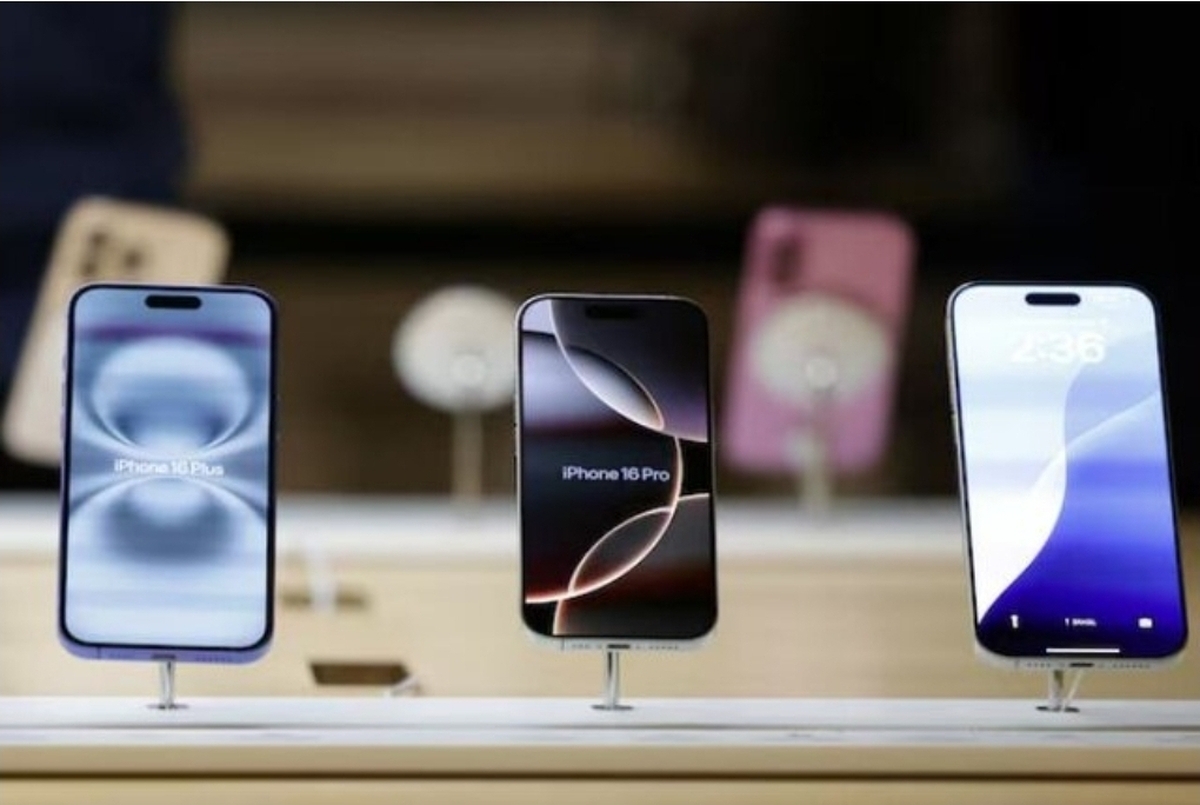 اپل طی سال گذشته گوشی‌های هوشمند بیشتری نسبت به سامسونگ عرضه کرد