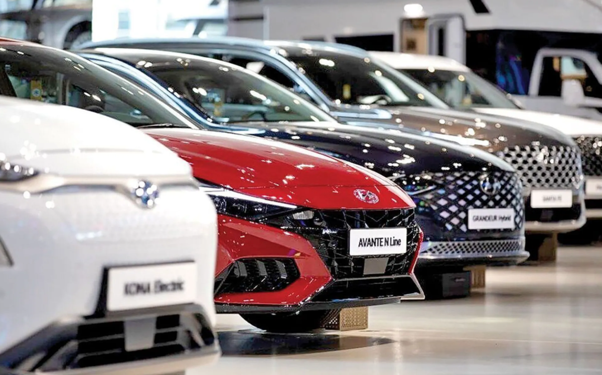 با خرید خودروی وارداتی چقدر سود می‌کنیم؟