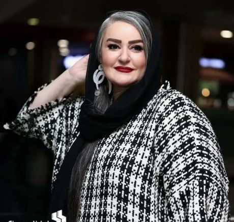 خودنمایی نعیمه نظام‌دوست با یک گوشواره بزرگ و عجیب غریب! +عکس