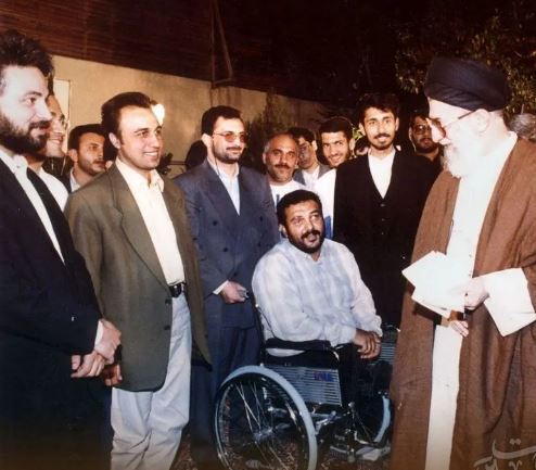 خوشحالی رضا عطاران از دیدار با رهبر انقلاب در جوانی! +عکس