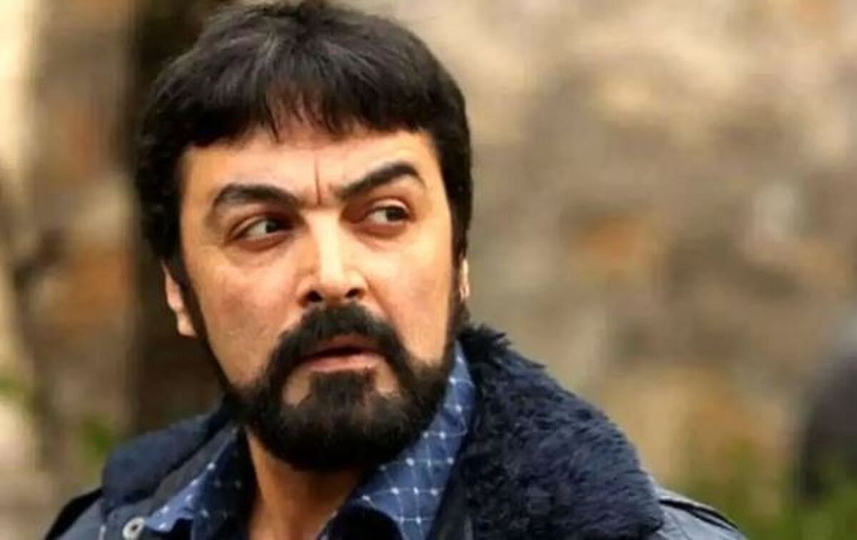 ظاهر شکسته شهرام خزرایی در کنار دو پسرش؛ لحظه سال تحویل ۱۳۹۹+عکس