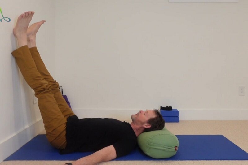 بهترین حرکات کششی که خوابی راحت به شما هدیه می‌دهد!