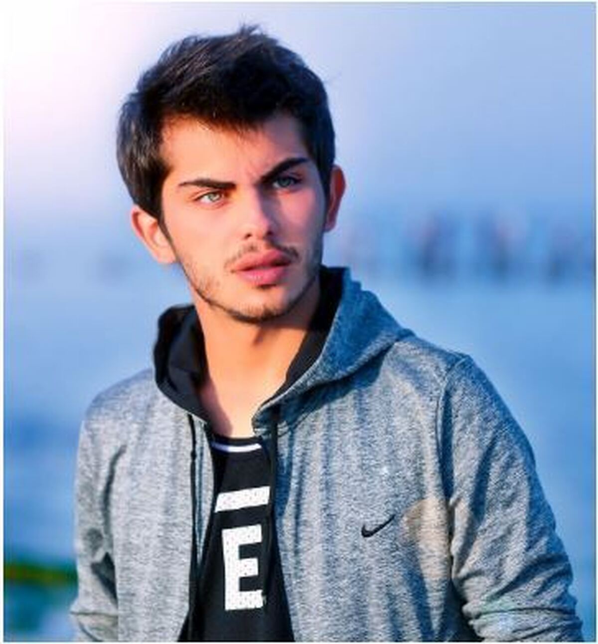 پرتره بامزه جشن تولد ارسلان قاسمی به همراه یار و یاور همیشگی اش را از دست ندهید!