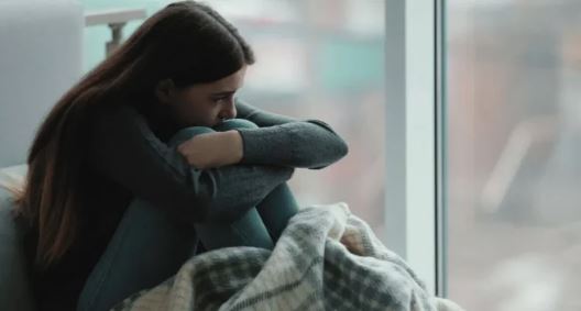 چگونه سکوت فرزند نوجوانم را بشکنم؟