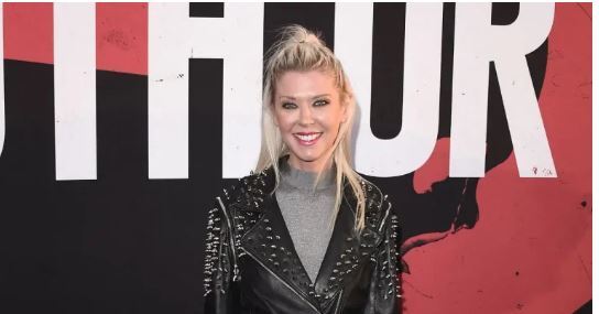 بازیگر ۵۰ ساله فیلم کیک آمریکایی بعد از مسموم شدن توسط یک نوشیدنی راهی بیمارستان شد