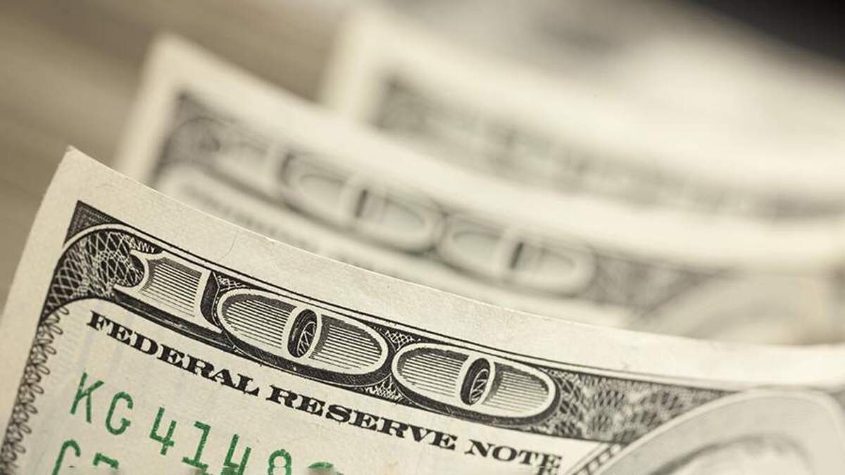 غرب میزان وجوه دزدیده شده توسط اطرافیان زلنسکی را فاش کرده است.