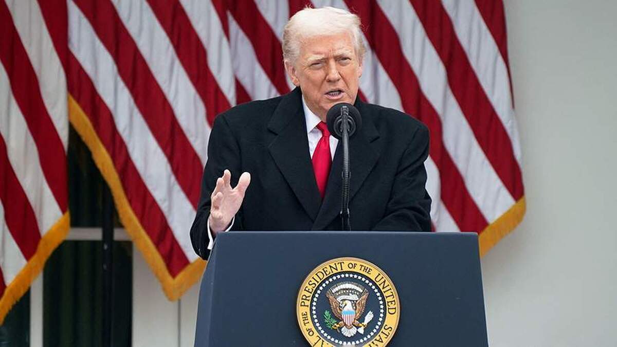 وال استریت ژورنال از قصد ترامپ برای گسترش محدودیت‌های مهاجرتی به ۱۹ کشور مطلع شده است.