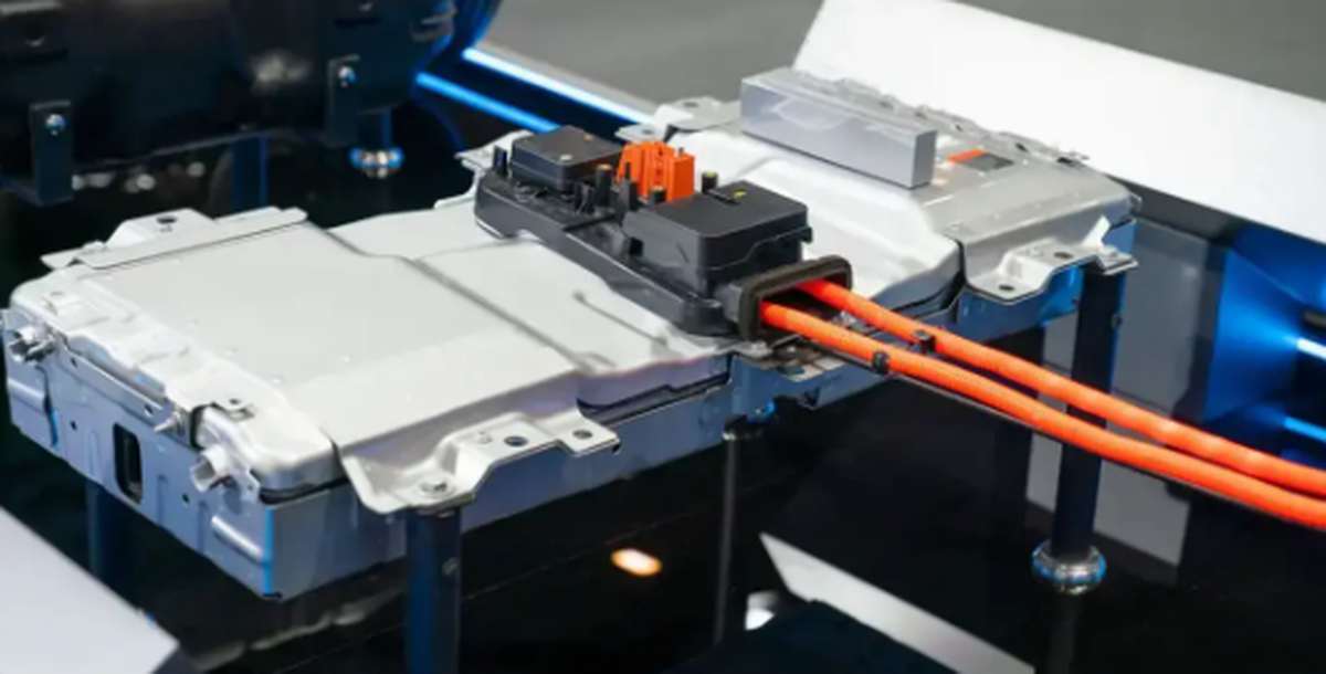 ظرفیت باتری‌های تمام‌جامد با این روش جدید چند برابر میشود!