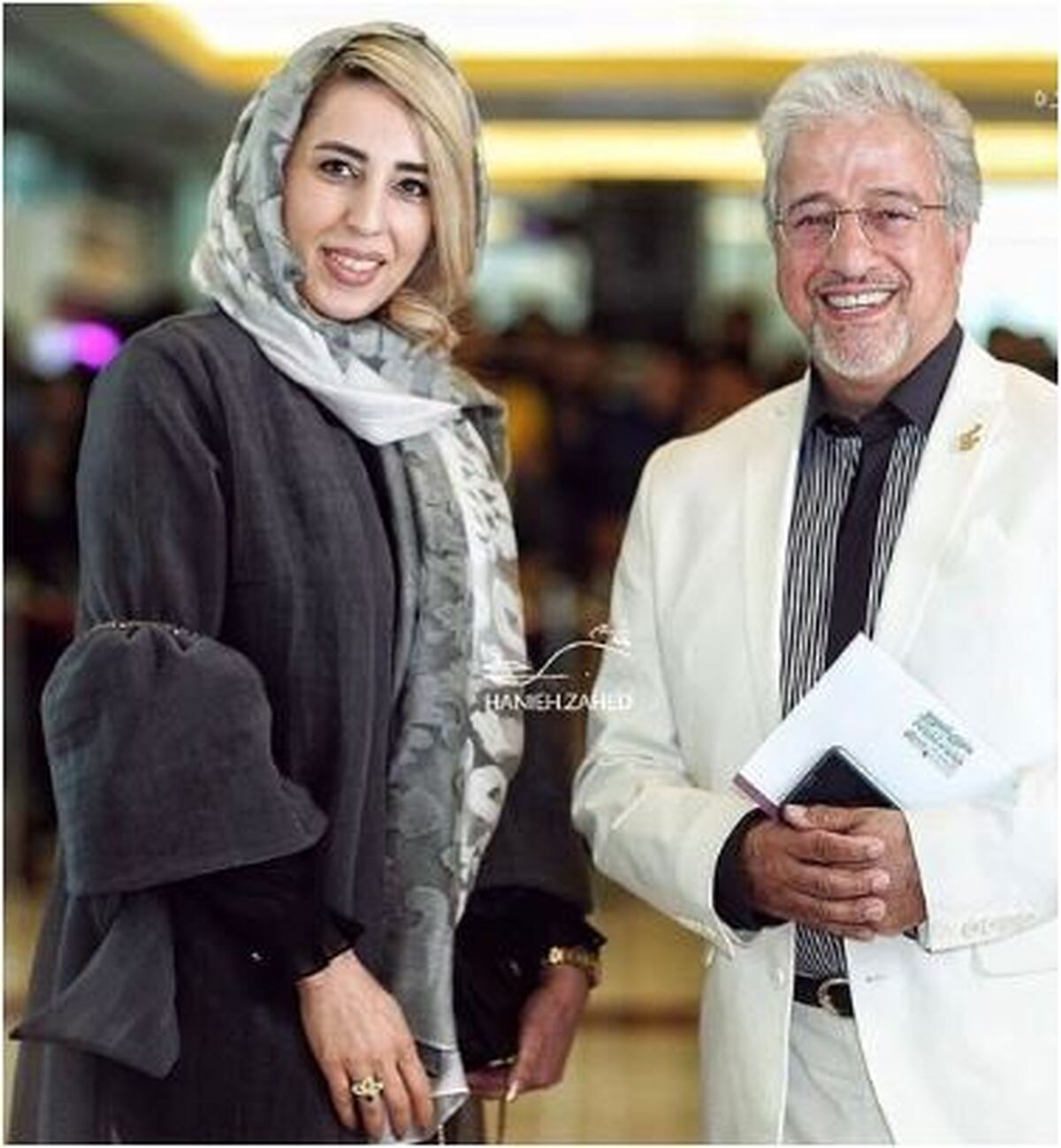 قاب خانوادگی علیرضا خمسه کنار همسر فوق جوان و زیبایش حاشیه ساز شد!