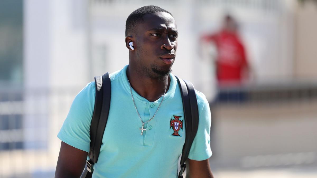 کارلوس فوربس، دیگر گوهر پرتغالی