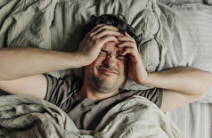 مشکلی که میلیون‌ها نفر را در طول خواب تحت تأثیر قرار می‌دهد، خطر ابتلا به بیماری پارکینسون را افزایش می‌دهد