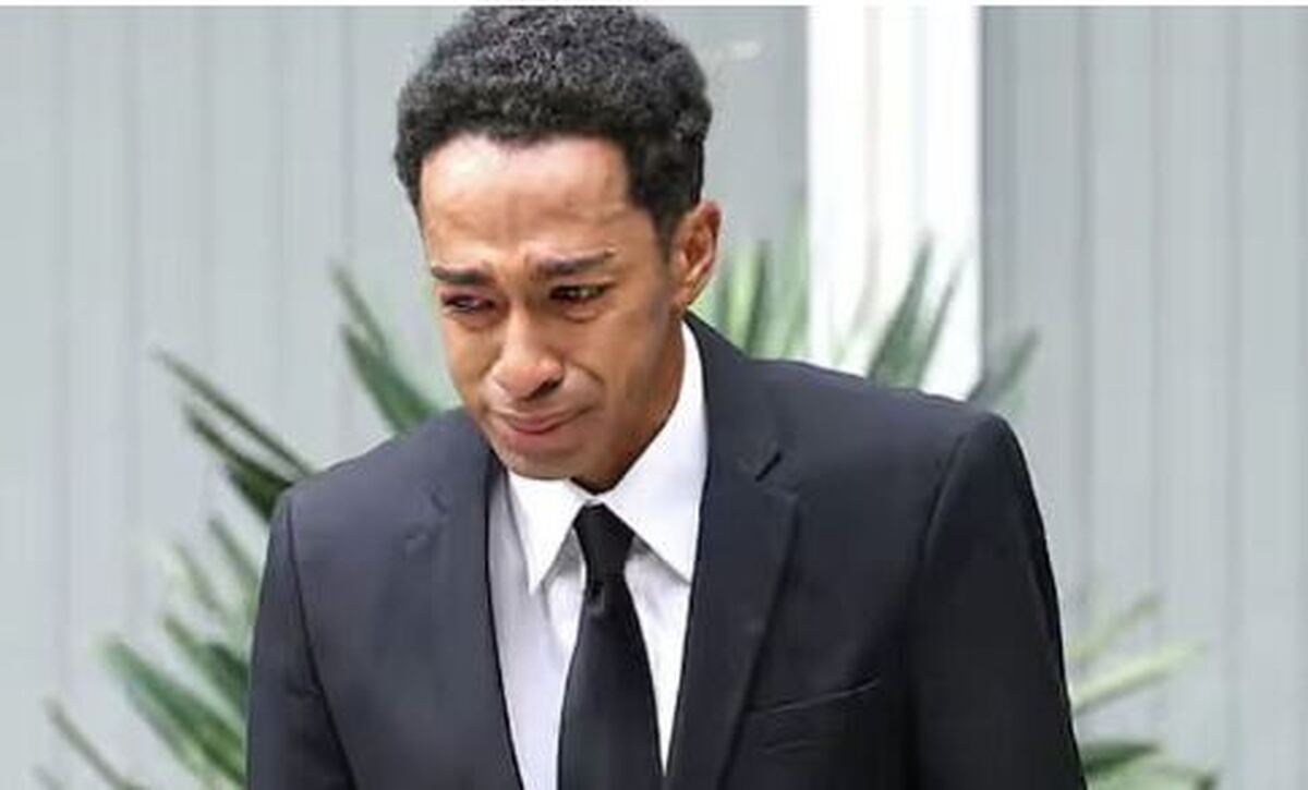 مصرف الکل کار دست ریچارد داد/خواننده ژاپنی از کار برکنار شد!