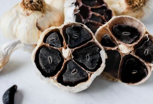 چگونه سیر درمان ۷۰ نوع بیماری میشود؟ چگونه سیر درمان ۷۰ نوع بیماری میشود؟