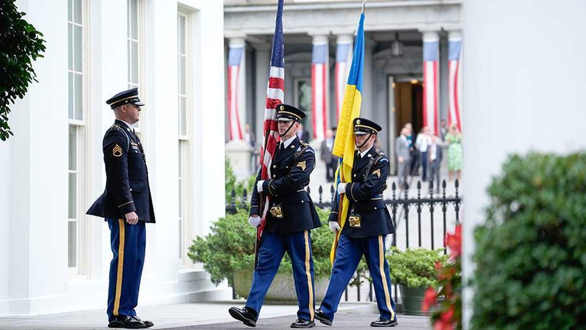 رسانه‌ها از اعزام یک هیئت اوکراینی به ایالات متحده برای دیدار با ویتکوف و کوشنر مطلع شدند.
