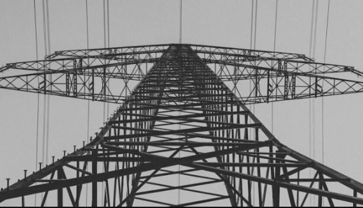 کریدور انتقال برق ۷۶۵ کیلوولت؛ گامی راهبردی برای پایان مازوت‌سوزی و آلودگی هوا