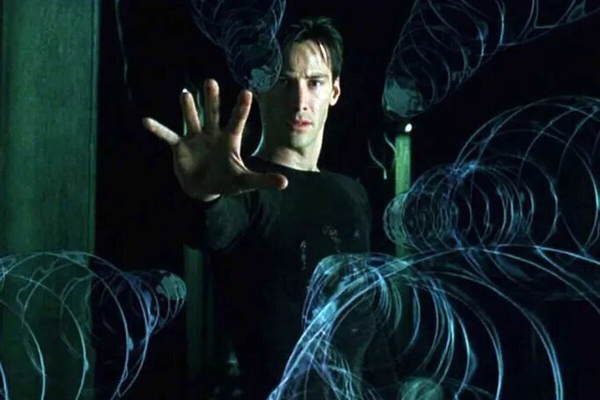 ناراحتی کارگردان «ماتریکس» برای سوء استفاده راست گرایان از یک سکانس مشهور فیلم