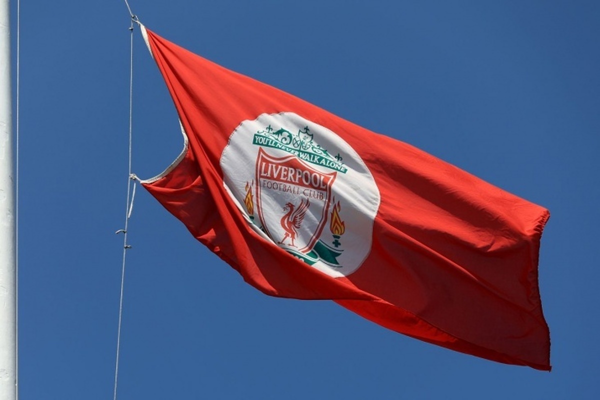 رئیس افتخاری بایرن مونیخ از عملکرد لیورپول در این فصل انتقاد کرد