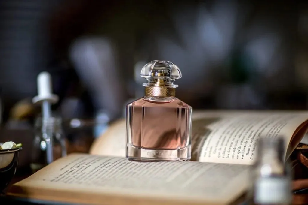 راز ماندگاری بیشتر عطر مردانه؛ از این ۱۰ اشتباه دوری کنید راز ماندگاری بیشتر عطر مردانه؛ از این ۱۰ اشتباه دوری کنید