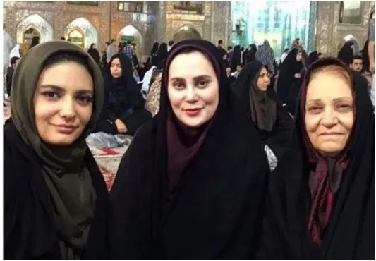 بازگشت به خاطرات سال ۹۵؛ آرام جعفری کنار لیندا کیانی و مادرش دیده شد