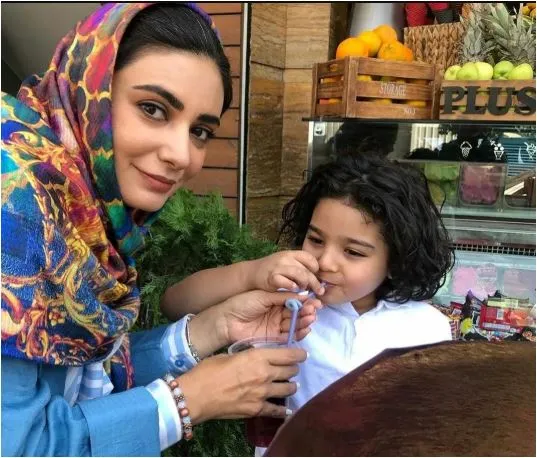 بازیگر