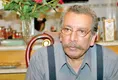 بهمن مفید با سر شکسته در کنار فرامرز قریبیان؛ سال ۱۳۵۷+عکس