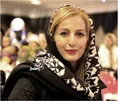دکوراسیون تمام‌چوب خانه بازیگر زن با حس‌وحال خانه مادربزرگ‌ها
