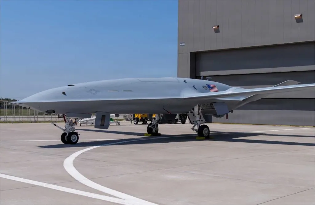 آزمایش تاریخی نیروی دریایی آمریکا؛ کنترل پهپاد سوخت‌رسان MQ-25A از هزاران کیلومتر دورتر