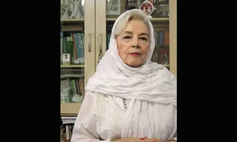 افسانه ملک آسمانی شد