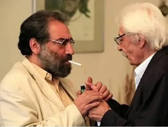 ژست دیدنی از فندک زدن جمشید مشایخی زیر سیگار مسعود کیمیایی+عکس ژست دیدنی از فندک زدن جمشید مشایخی زیر سیگار مسعود کیمیایی+عکس