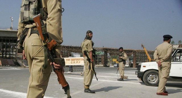 تیراندازی نیروهای هندی جان یک دختر پاکستانی در کشمیر را گرفت